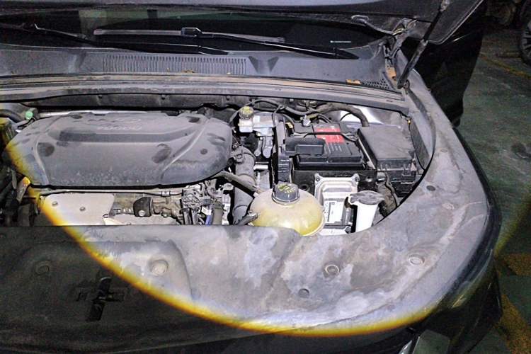 Used Wuling Victory 2020 1.5T CVT Flagship Edition Engine Bay Left