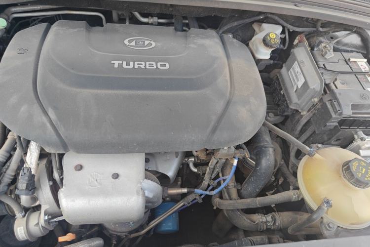 Used Wuling Victory 2020 1.5T CVT Flagship Edition Engine Bay