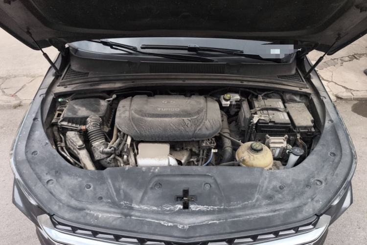 Used Wuling Victory 2020 1.5T CVT Luxury Model Engine Bay