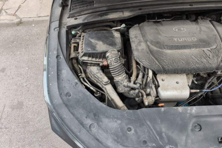 Used Wuling Victory 2020 1.5T CVT Luxury Model Engine Bay Right