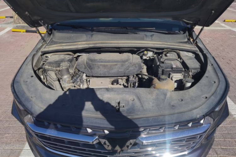 Used Wuling Victory 2020 1.5T CVT Flagship Edition Engine Bay