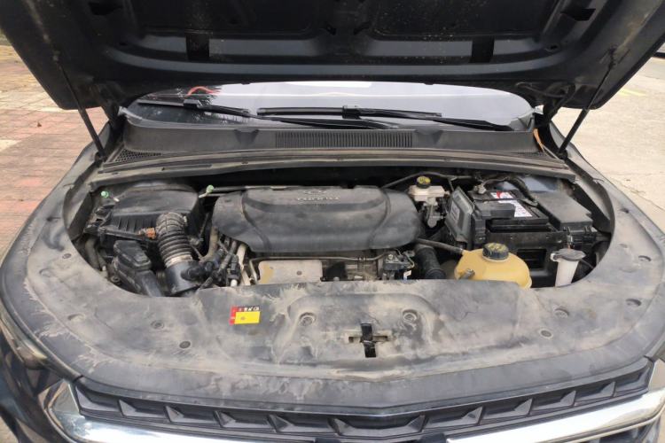 Used Wuling Victory 2020 1.5T Manual Elite Edition Engine Bay