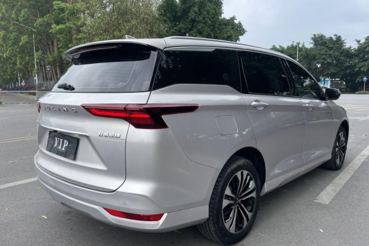Used Wuling Victory 2020 1.5T CVT Flagship Edition Exterior 1