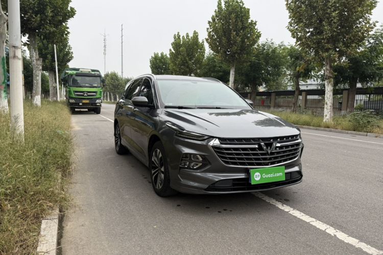 Used Wuling Victory 2020 1.5T CVT Flagship Edition Exterior 3
