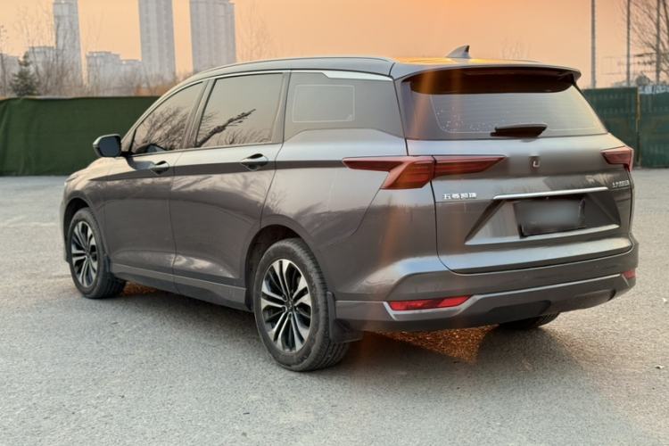 Used Wuling Victory 2020 1.5T CVT Flagship Edition Exterior 3