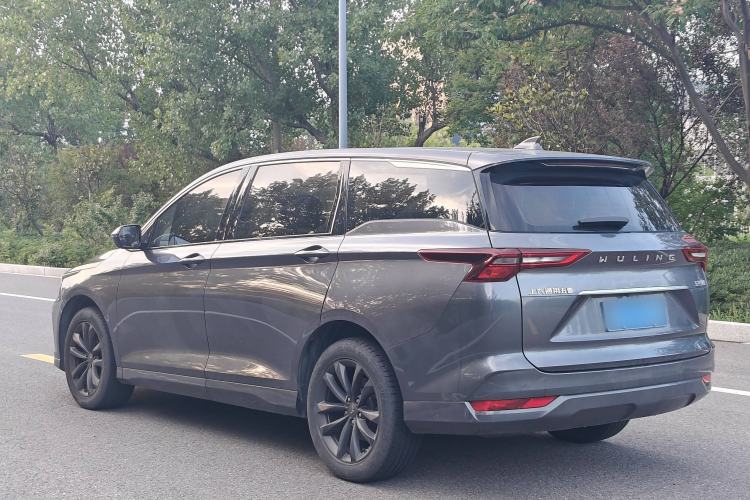 Used Wuling Victory 2020 1.5T CVT Luxury Model Exterior 3