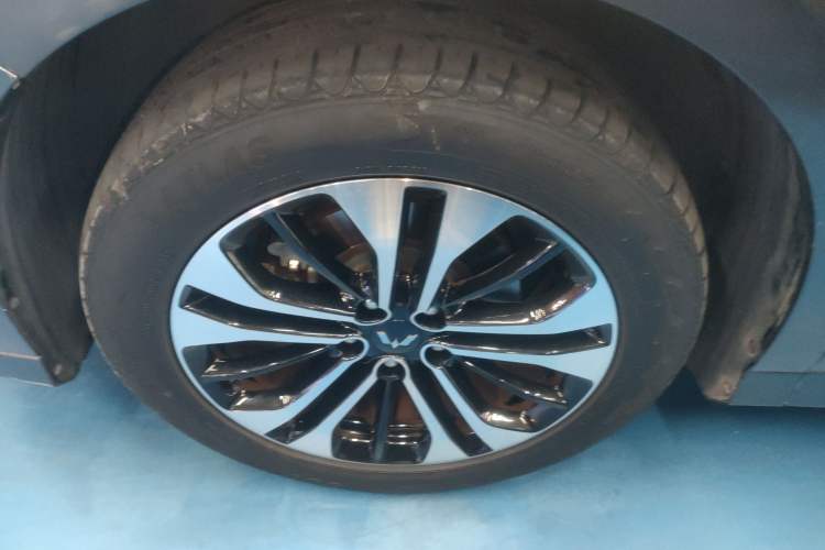 Used Wuling Victory 2020 1.5T CVT Flagship Edition Exterior 4