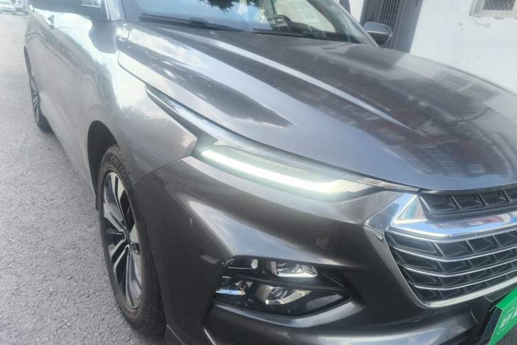 Used Wuling Victory 2020 1.5T CVT Flagship Business Class Exterior 6