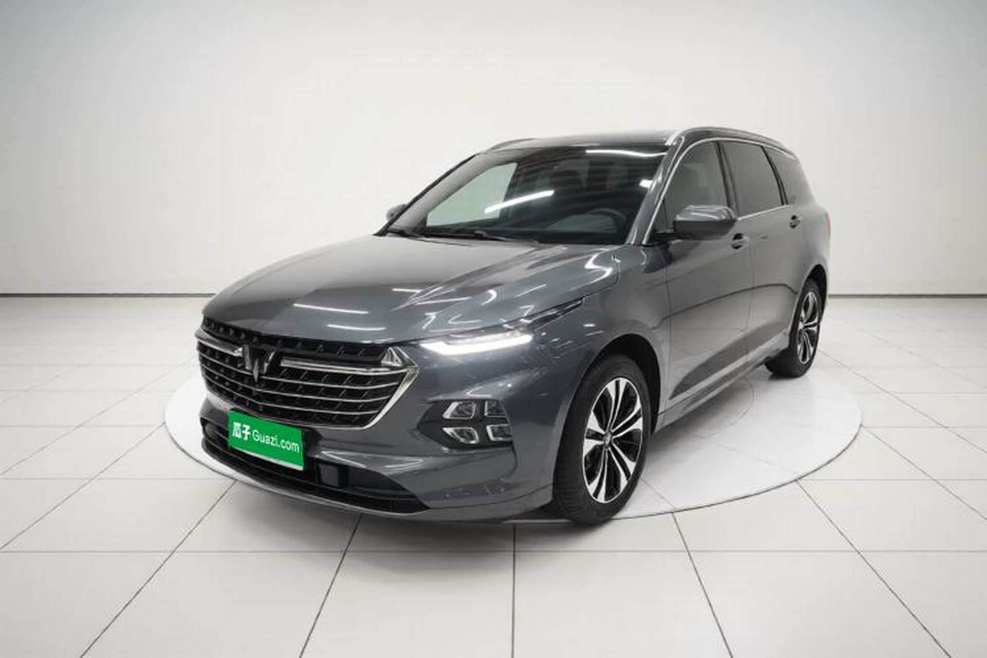 Used Wuling Victory 2020 1.5T CVT Flagship Edition Front Left 45 Deg