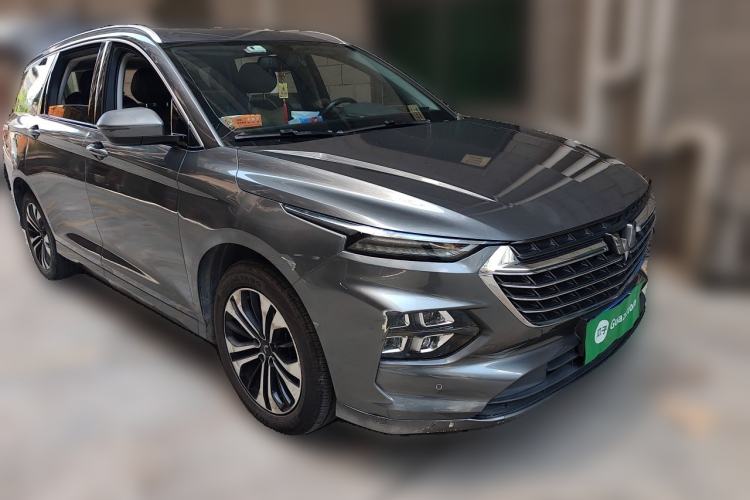 Used Wuling Victory 2020 1.5T CVT Flagship Edition Front Right 45 Deg