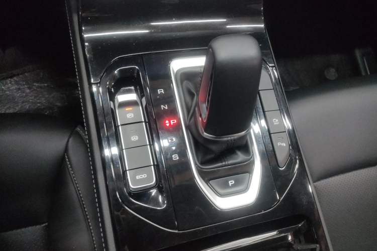 Used Wuling Victory 2020 1.5T CVT Flagship Edition Gear Lever