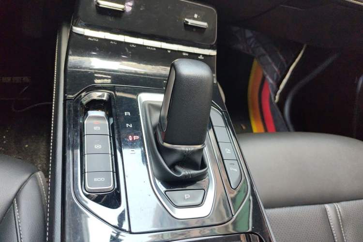 Used Wuling Victory 2020 1.5T CVT Flagship Edition Gear Lever