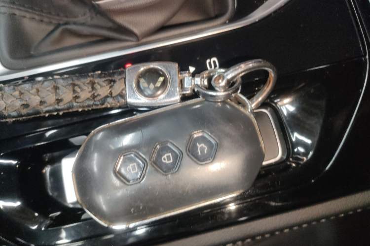 Used Wuling Victory 2020 1.5T CVT Flagship Edition Interior 1