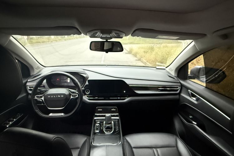 Used Wuling Victory 2020 1.5T CVT Flagship Edition Interior 2