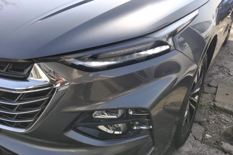 Used Wuling Victory 2020 1.5T CVT Flagship Edition Left Front Headlight