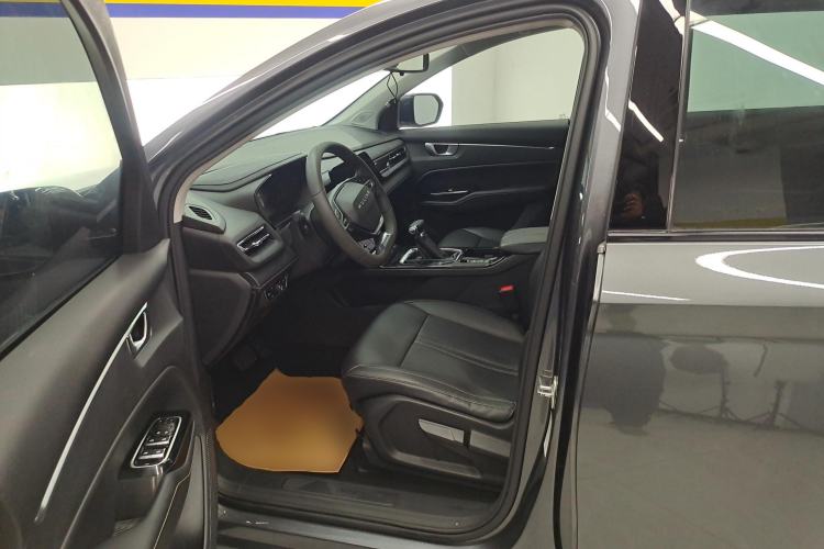 Used Wuling Victory 2020 1.5T CVT Luxury Model Left Front Seat
