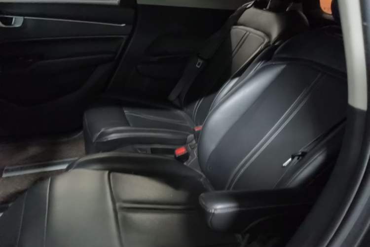 Used Wuling Victory 2020 1.5T CVT Flagship Edition Left Rear Seat
