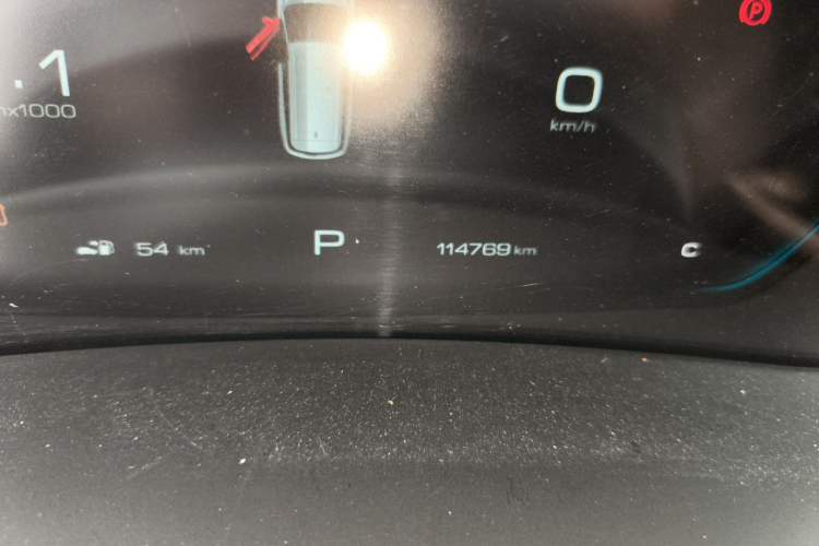 Used Wuling Victory 2020 1.5T CVT Luxury Model Odometer Close Up