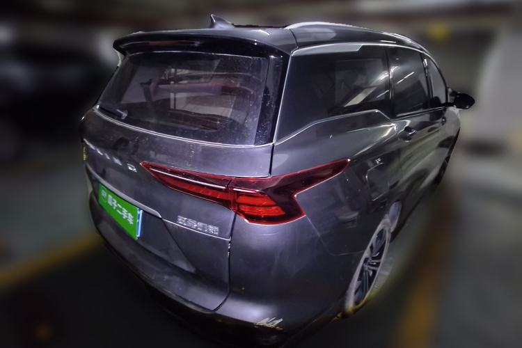 Used Wuling Victory 2020 1.5T CVT Flagship Edition Rear Right 45 Deg
