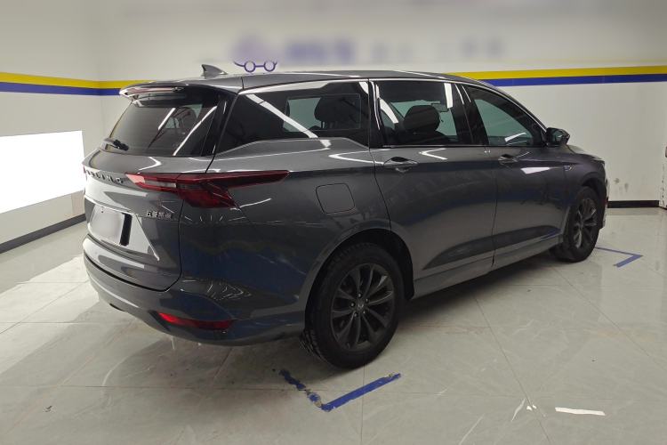Used Wuling Victory 2020 1.5T CVT Luxury Model Rear Right 45 Deg