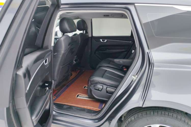 Used Wuling Victory 2020 1.5T CVT Flagship Edition Right Rear Seat