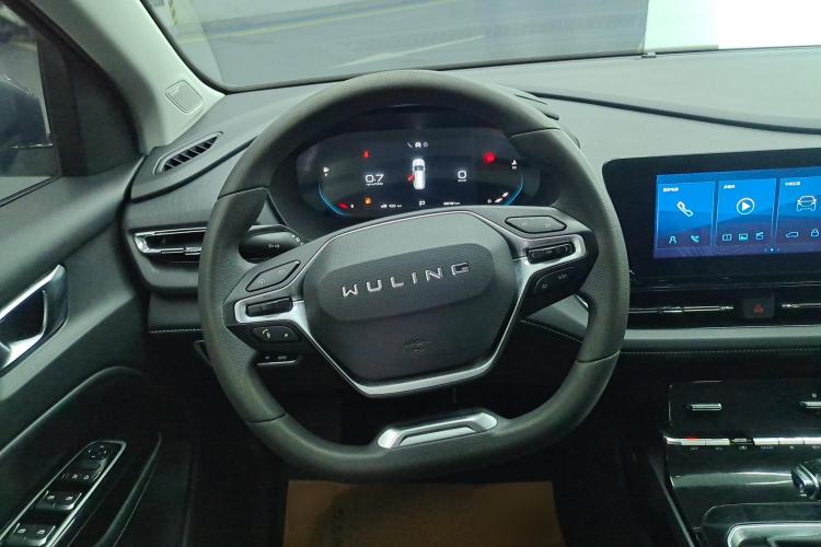 Used Wuling Victory 2020 1.5T CVT Luxury Model Steering Wheel