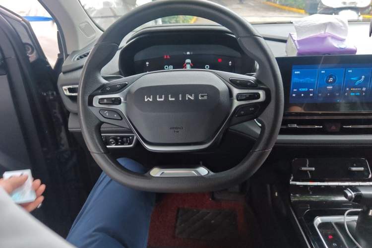 Used Wuling Victory 2020 1.5T CVT Luxury Model Steering Wheel
