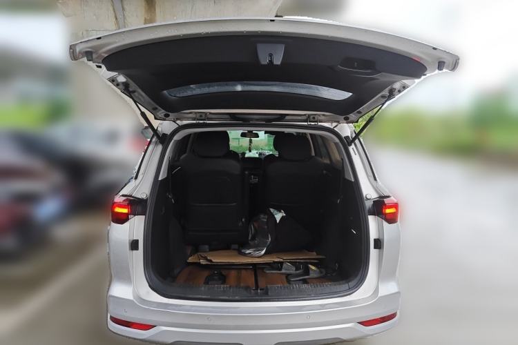 Used Wuling Victory 2020 1.5T CVT Flagship Business Class Trunk