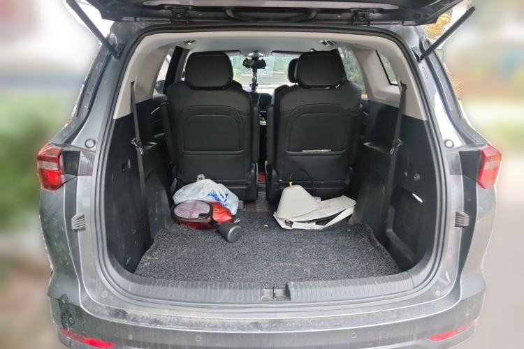 Used Wuling Victory 2020 1.5T CVT Luxury Model Trunk