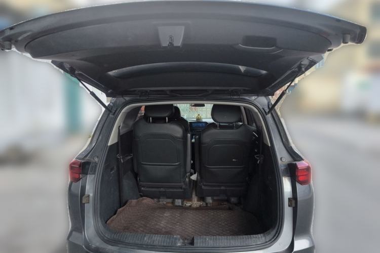Used Wuling Victory 2020 1.5T CVT Flagship Business Class Trunk