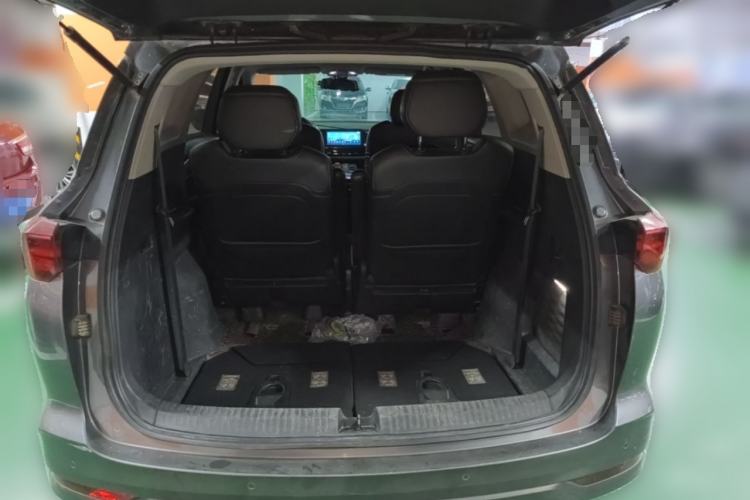 Used Wuling Victory 2020 1.5T CVT Flagship Edition Trunk