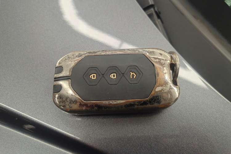 Used Wuling Victory 2020 1.5T CVT Luxury Model Vehicle Key
