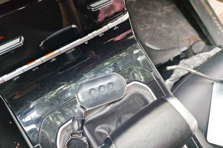 Used Wuling Victory 2020 1.5T CVT Luxury Model Vehicle Key