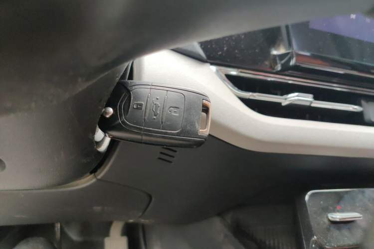 Used Wuling Victory 2020 1.5T Manual Elite Edition Vehicle Key