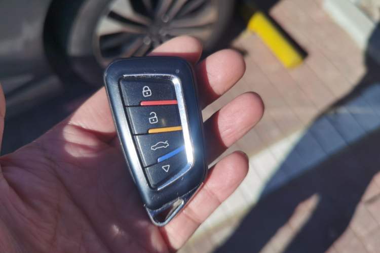 Used Wuling Victory 2020 1.5T CVT Flagship Edition Vehicle Key