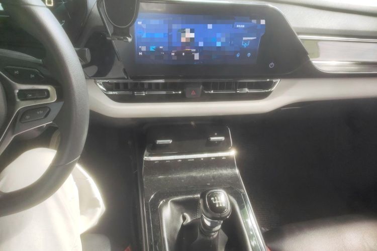 Used Wuling Victory 2020 1.5T Manual Elite Edition Audio And AC Panel