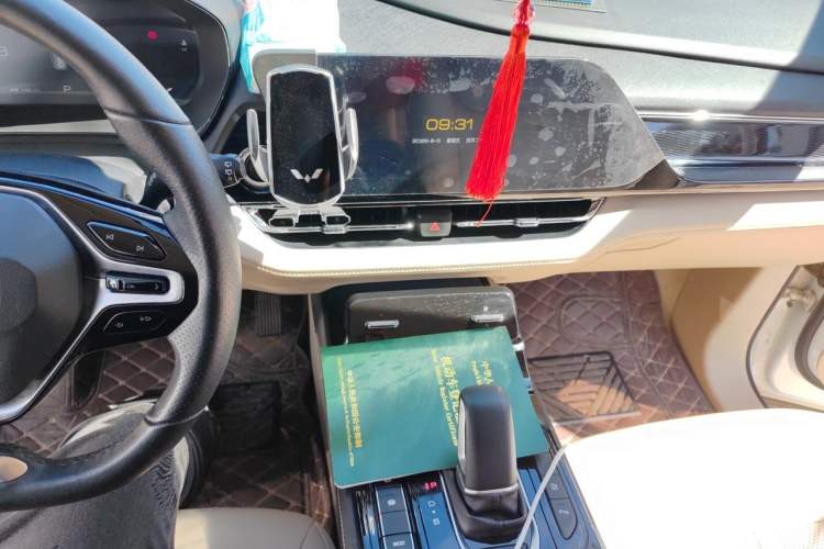 Used Wuling Victory 2020 1.5T CVT Flagship Edition Audio And AC Panel