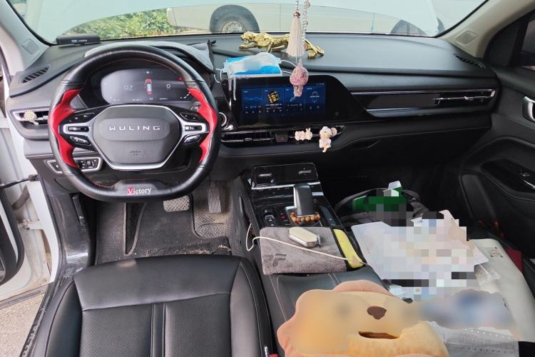 Used Wuling Victory 2020 1.5T CVT Flagship Edition Center Console