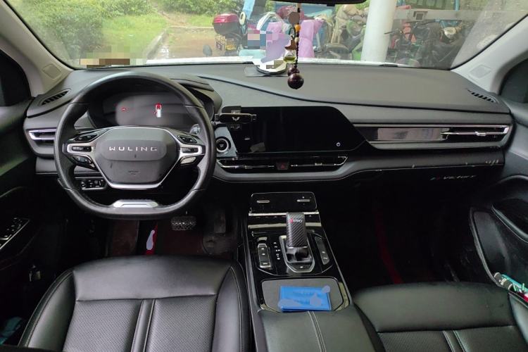 Used Wuling Victory 2020 1.5T CVT Flagship Edition Center Console