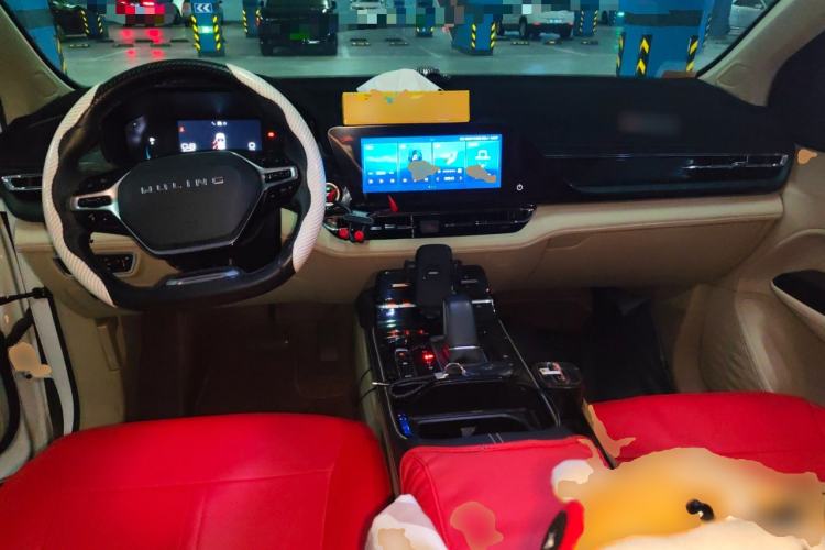 Used Wuling Victory 2020 1.5T CVT Flagship Edition Center Console