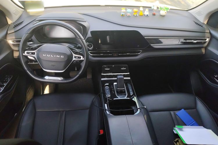 Used Wuling Victory 2020 1.5T CVT Flagship Edition Center Console