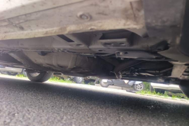 Used Wuling Victory 2020 1.5T CVT Elite Model Chassis Front Right