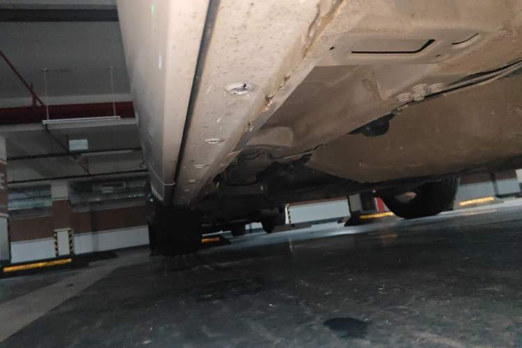 Used Wuling Victory 2020 1.5T CVT Flagship Edition Chassis Front Right