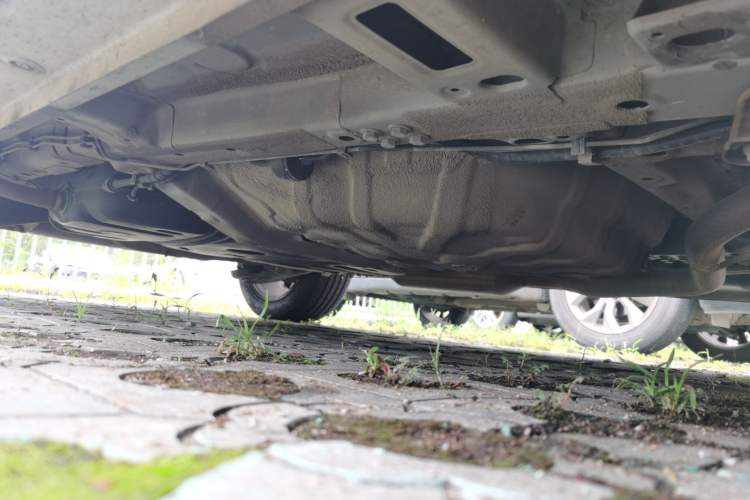 Used Wuling Victory 2020 1.5T Manual Elite Edition Chassis Front Right