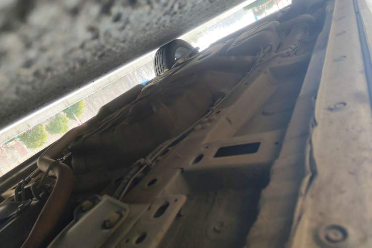 Used Wuling Victory 2020 1.5T CVT Flagship Edition Chassis Front Right
