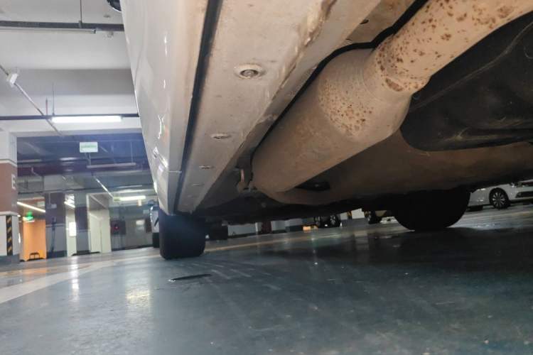 Used Wuling Victory 2020 1.5T CVT Flagship Edition Chassis Rear Left
