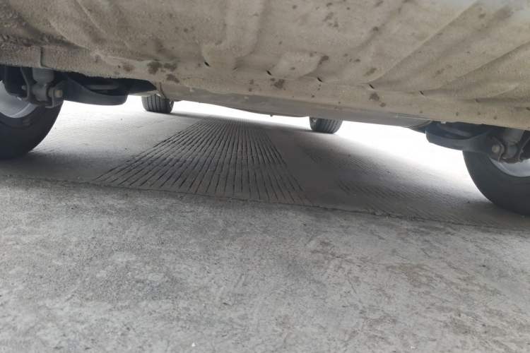 Used Wuling Victory 2020 1.5T CVT Luxury Model Chassis Rear