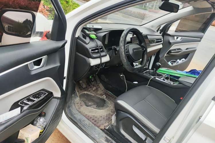 Used Wuling Victory 2020 1.5T Manual Elite Edition Driver Seat