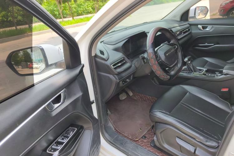 Used Wuling Victory 2020 1.5T CVT Luxury Model Driver Seat