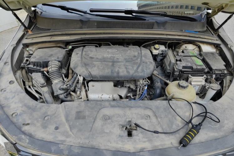 Used Wuling Victory 2020 1.5T CVT Luxury Model Engine Bay